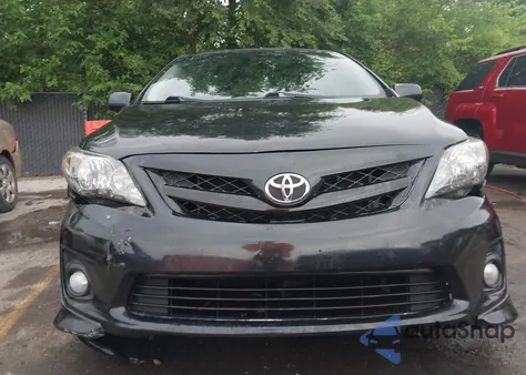 2011 Toyota Corolla S из США, поврежденный, VIN 2T1BU4EE2BC613206